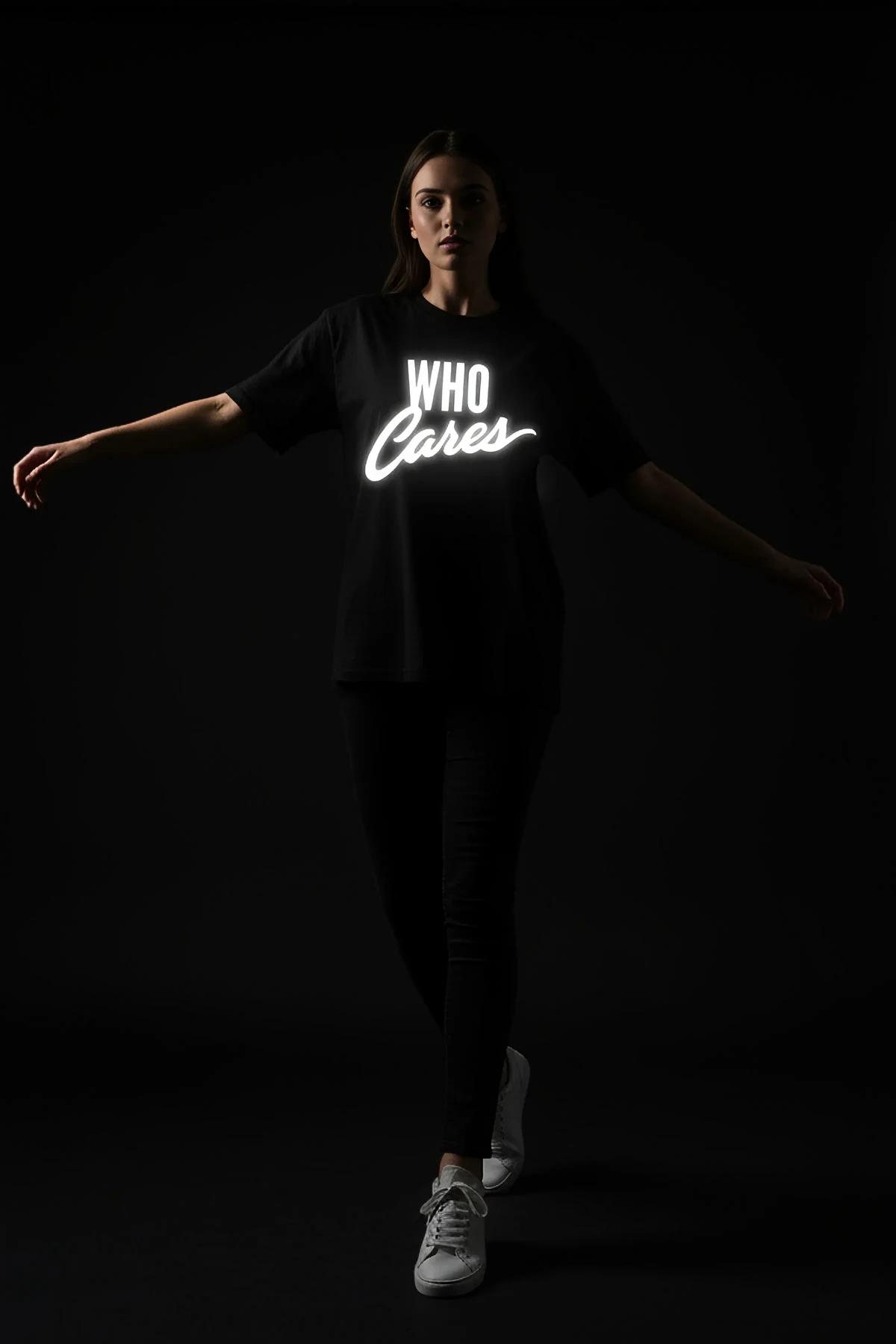 oversize black tee boxy silhouette full-length view reflective graphic