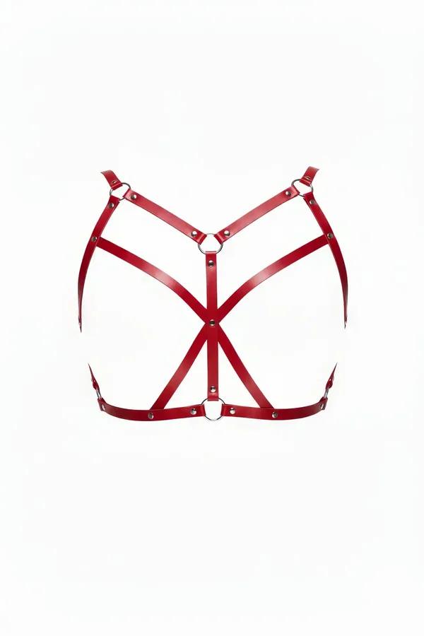 kırmızı vegan deri göğüs harness çapraz X bantlı gümüş O halka detaylı strappy tasarım