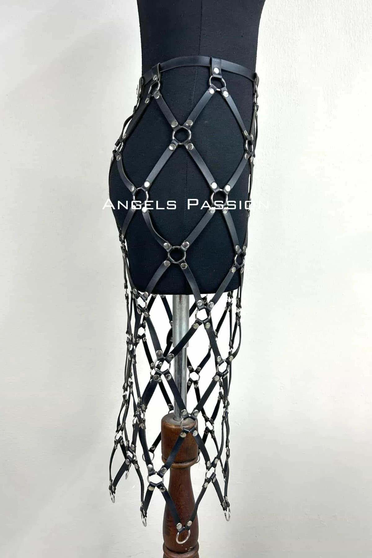 Full Body Harness Skirt with O-Ring Grid Design