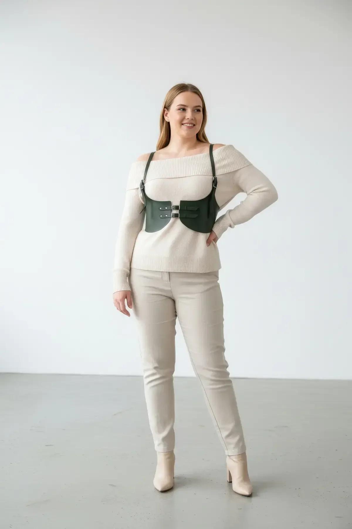 Koyu haki korse harness omuz askısı detayı ayarlanabilir toka büyük beden