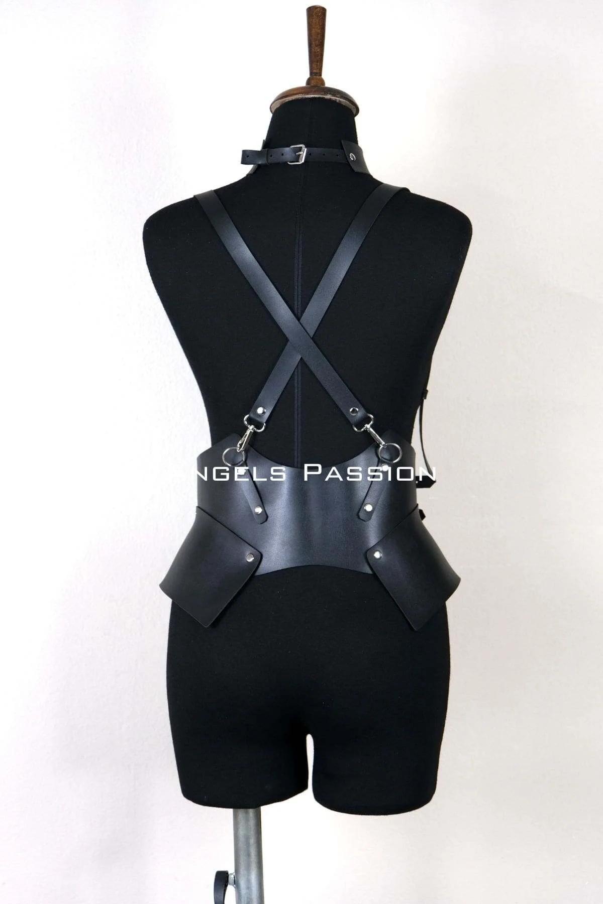 Body Harness with Adjustable Choker and Side Panels