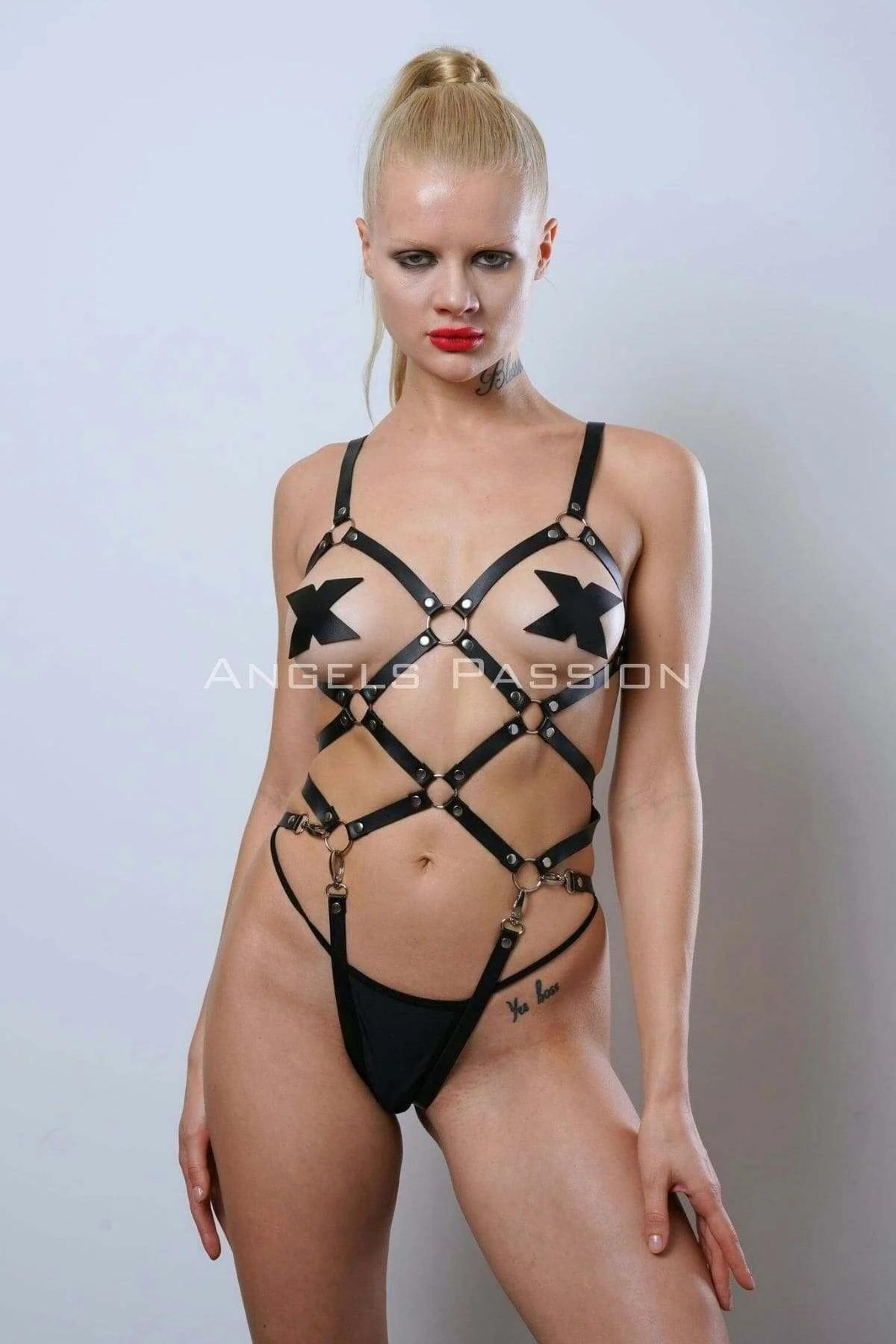 Strappy Body Harness with O-Ring Accents