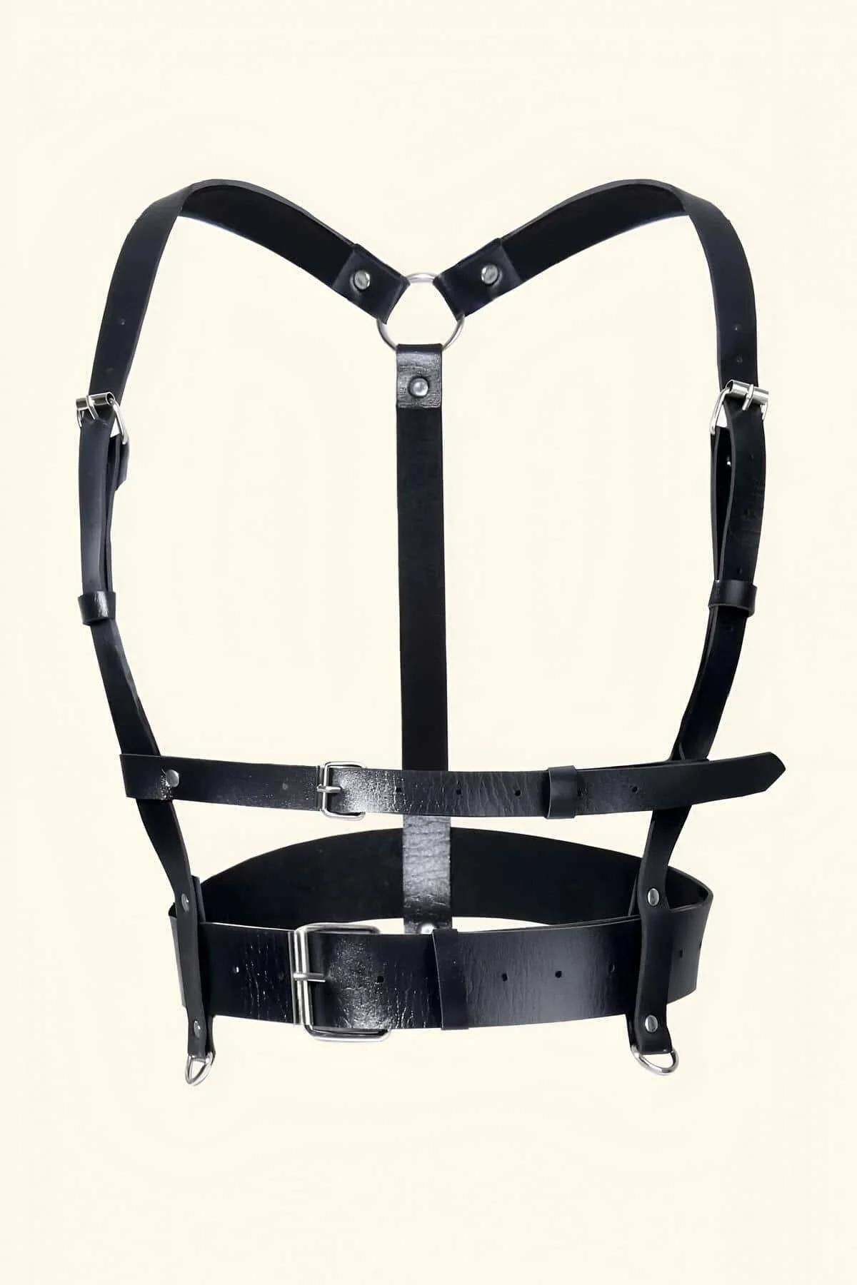 Detachable silver-tone chain hanging from collar O-ring of black underbust harness