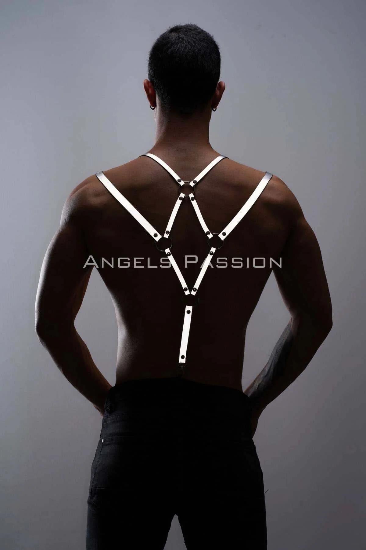 Adjustable Shoulder Harness with O-Ring Detail