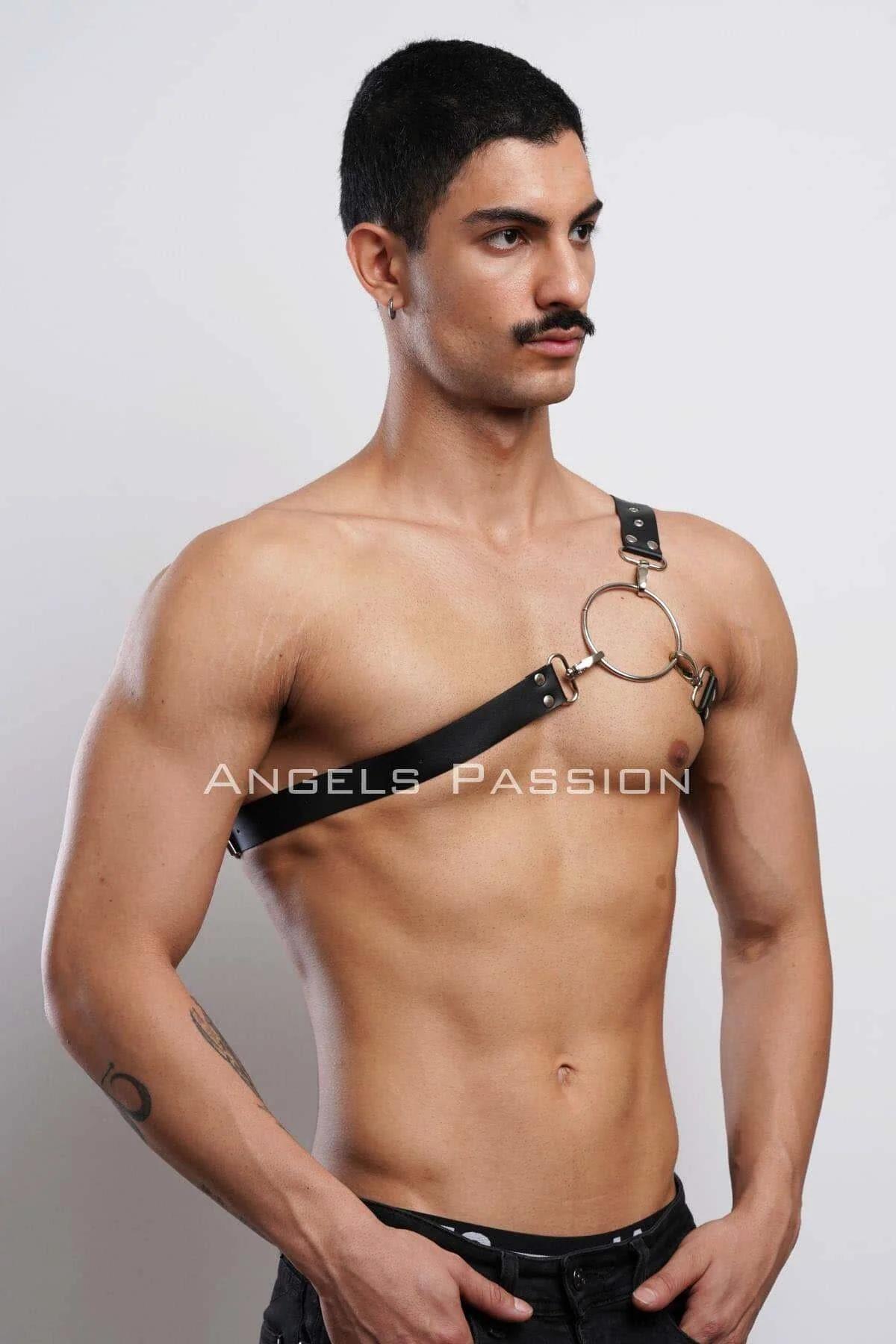 Black O-Ring Chest Harness with Adjustable Strap