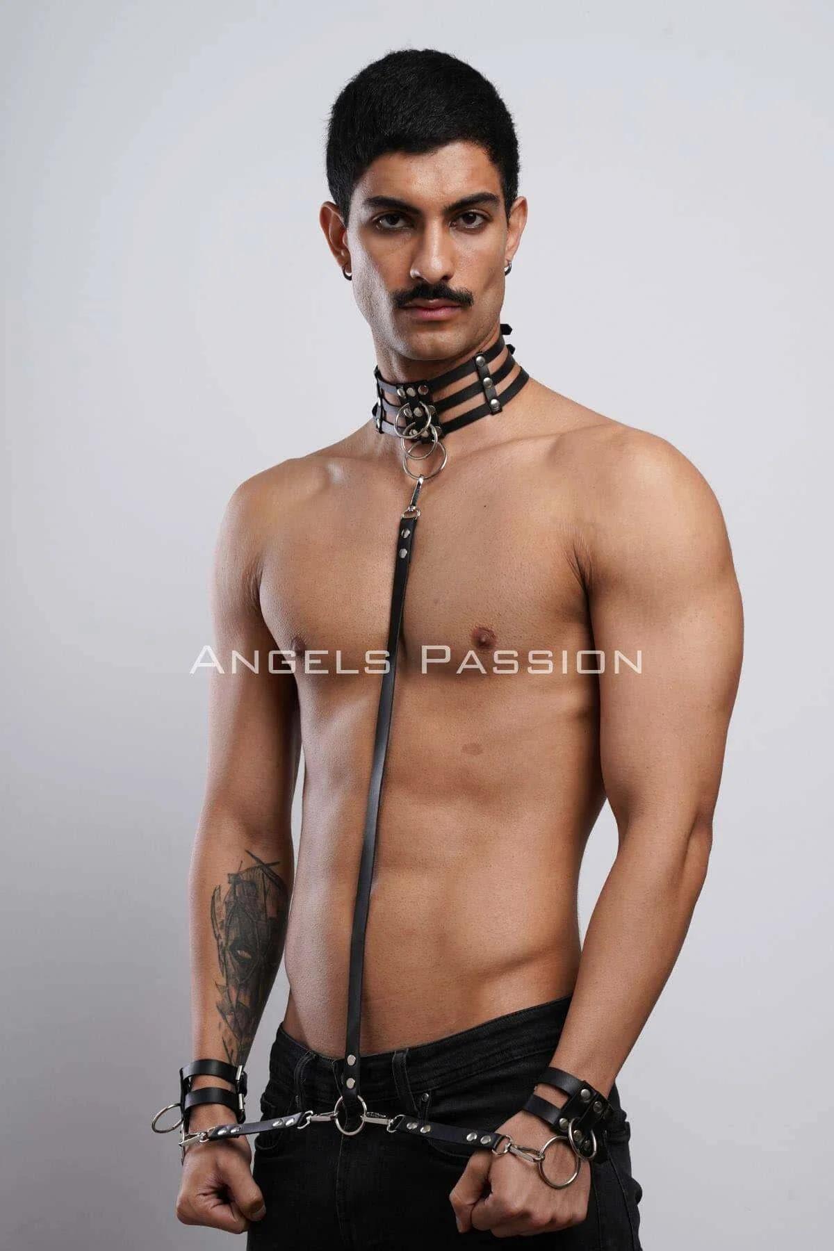 black faux leather 3-band collar with silver O-rings front view detail