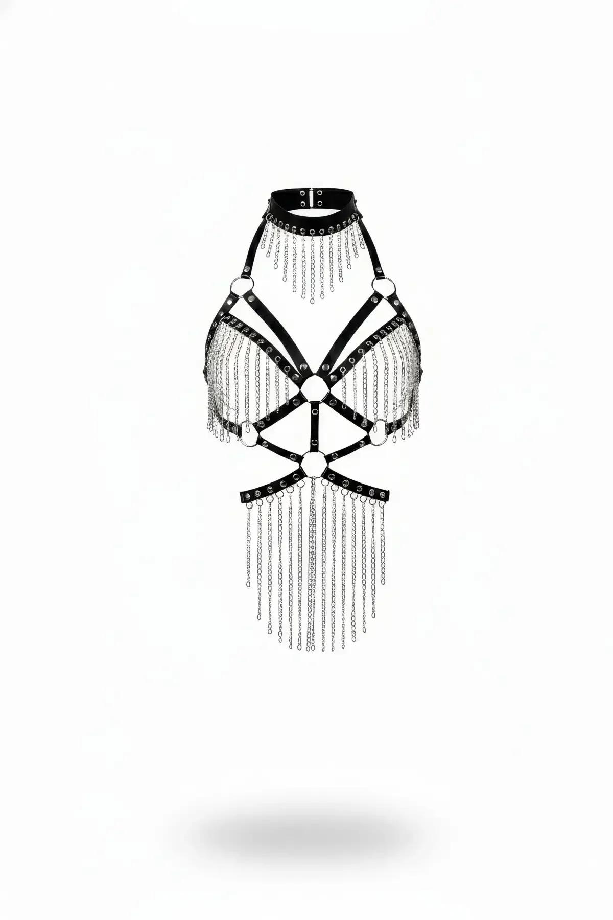 Siyah vegan deri zincirli body harness choker yaka, üç katlı gümüş zincir saçak ve O-ring detayı