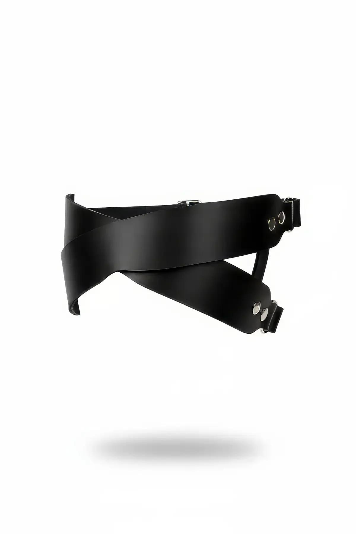 Siyah vegan deri geniş choker çapraz bant detaylı gümüş metal perçinli boyun aksesuar