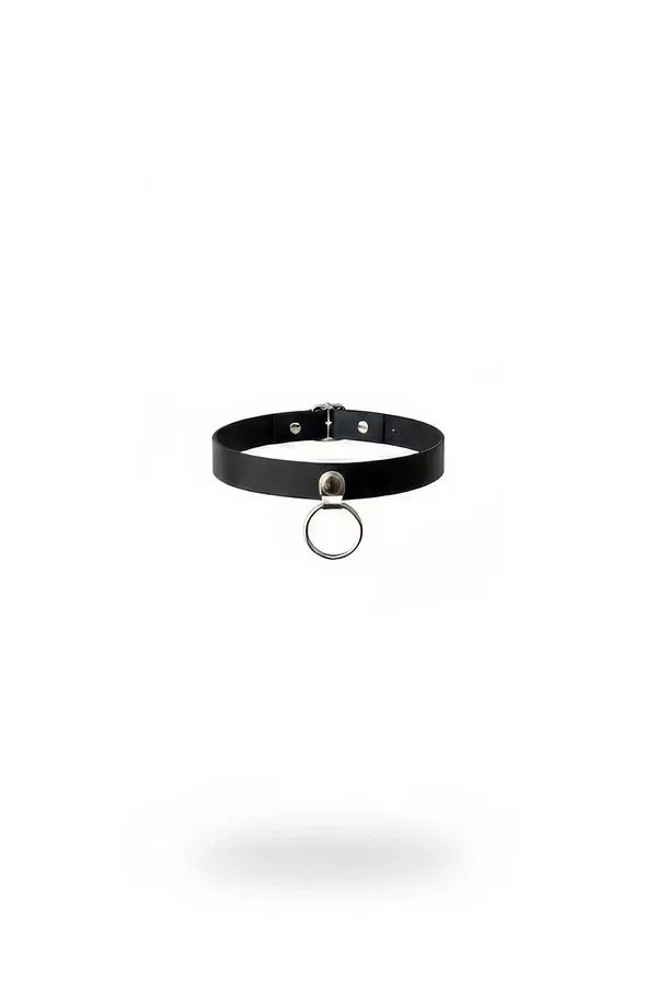 Siyah vegan deri choker kolye gümüş O-halka ve perçin detaylı metal toka kapamalı