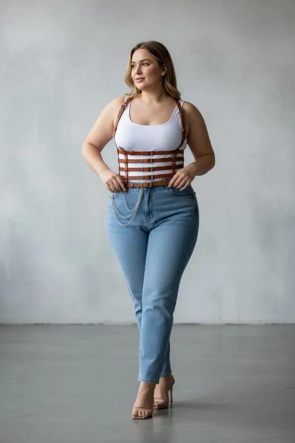 taba vegan deri korse harness yatay şerit kafes yapısı gümüş zincir detaylı büyük beden kadın bel kemeri