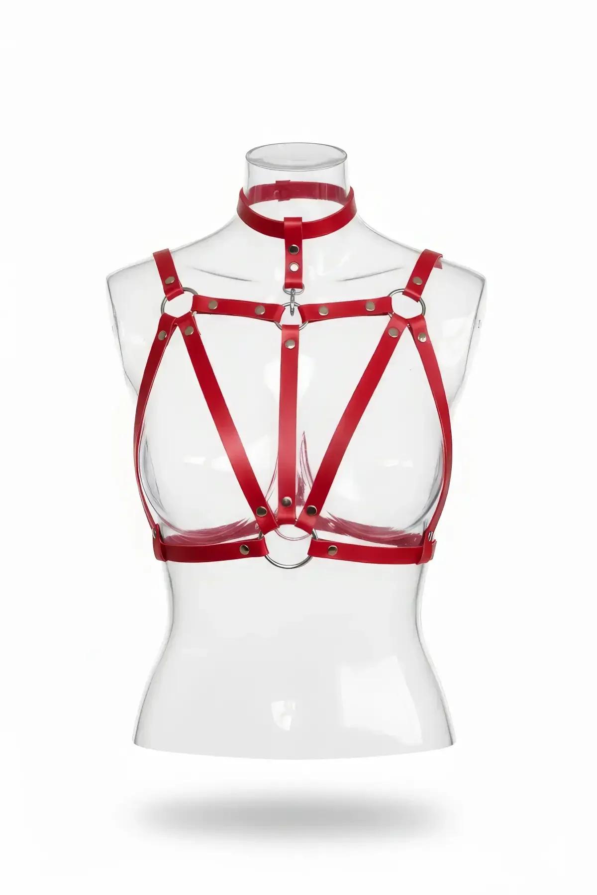 kırmızı suni deri vücut harness köprücük kemer gümüş O-ring choker detay önden görünüm