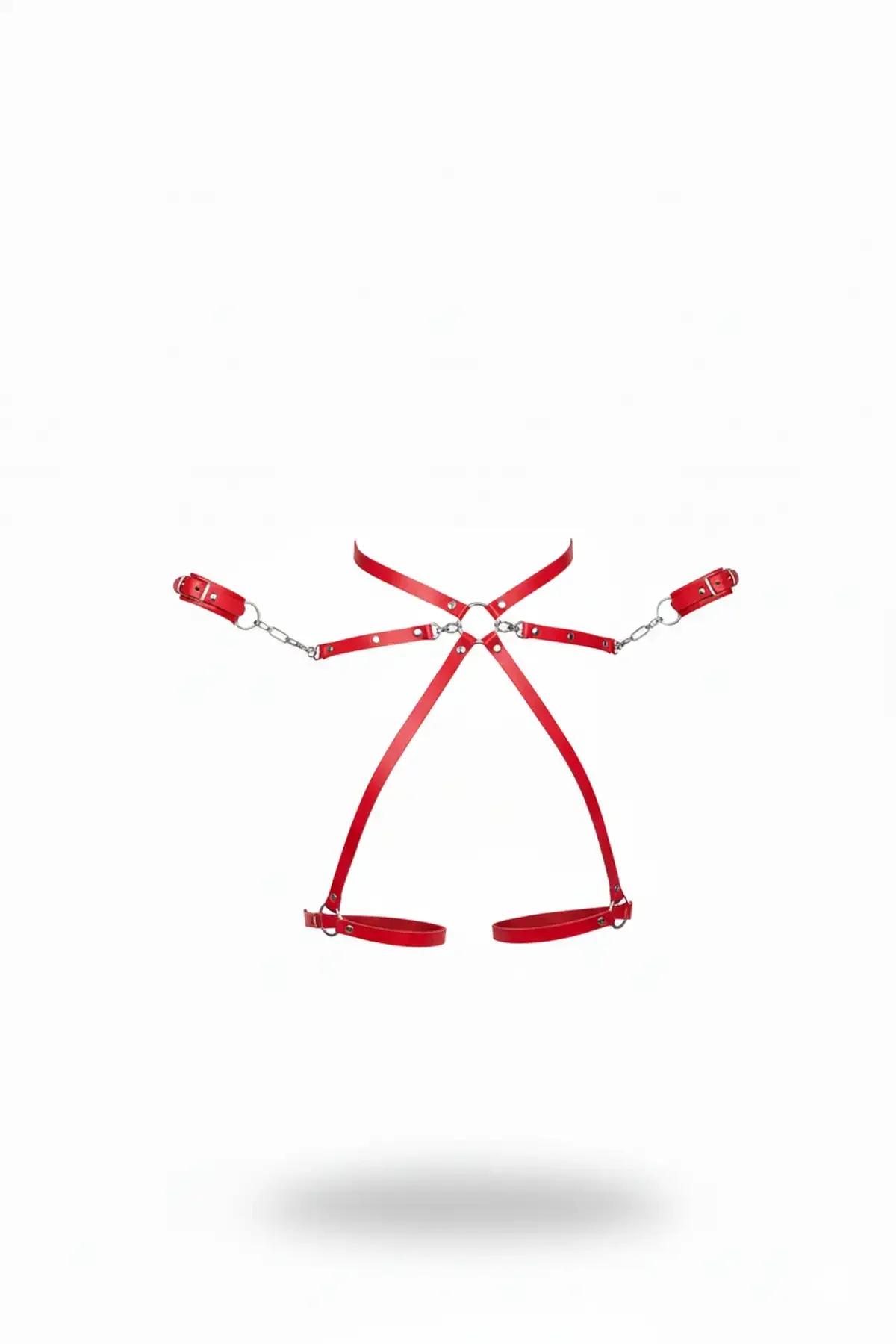 Kırmızı faux leather vücut harness çapraz göğüs şeritleri gümüş O-ring zincirli bilek kelepçeleri ve uyluk bantları