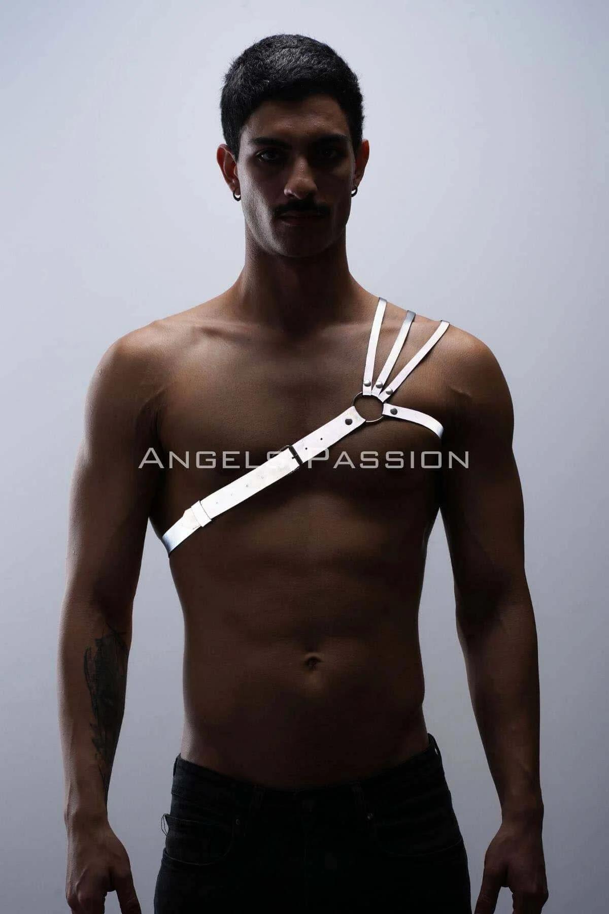 White reflective asymmetrical chest harness with triple fan straps and silver O-ring on male model